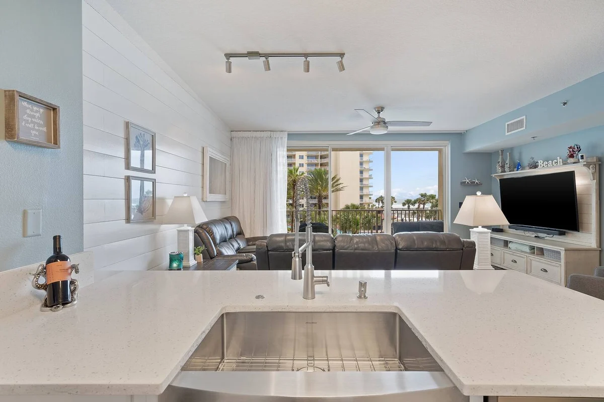 Condo in Panama City Beach property photo 3