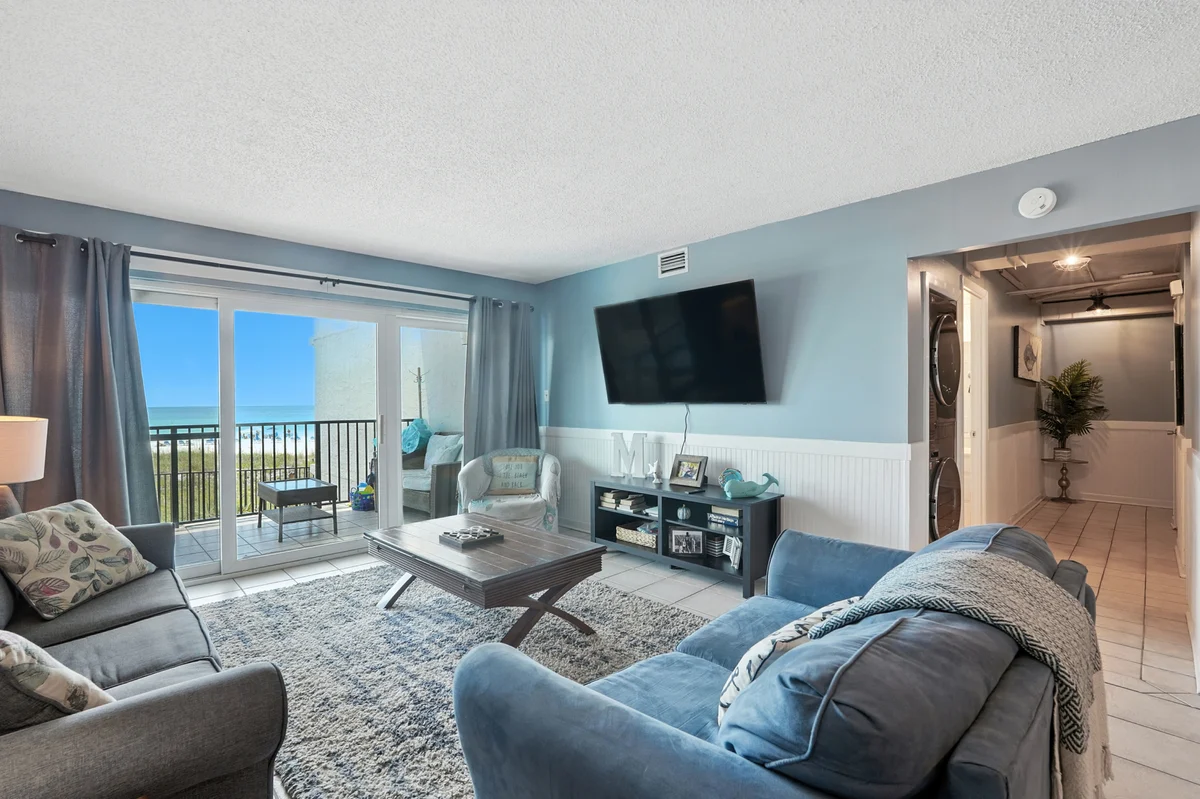 Condo in Panama City Beach property photo 3