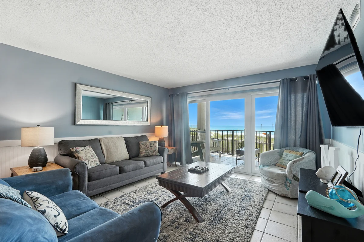 Condo in Panama City Beach property photo 4