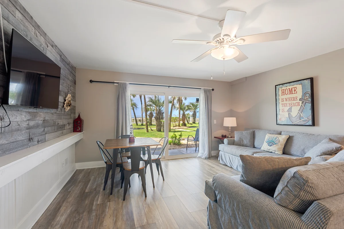 Condo in Panama City Beach property photo 3