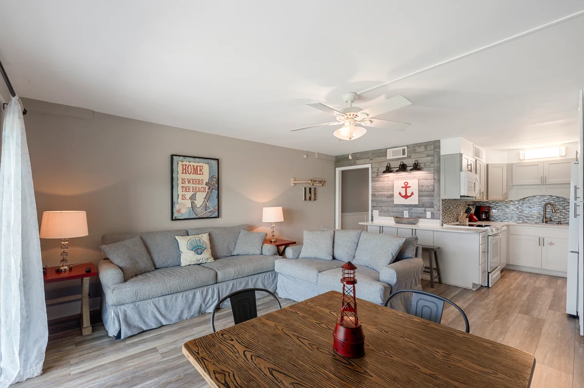 Condo in Panama City Beach property photo 4