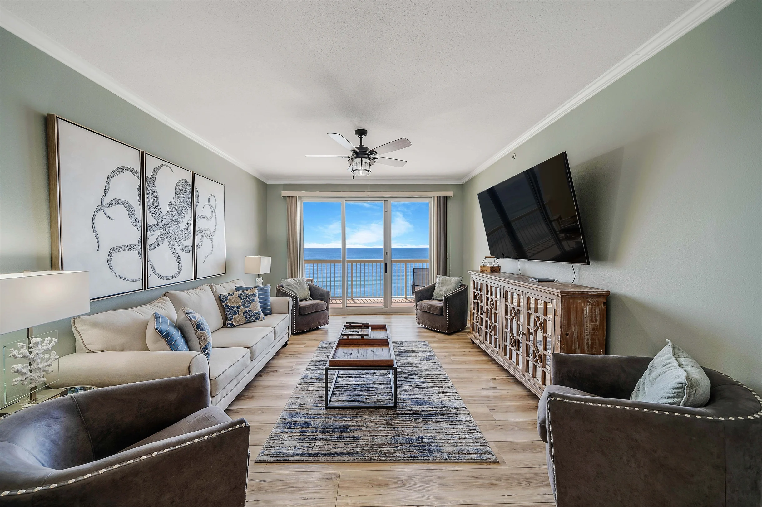 Condo in Panama City Beach property photo 3