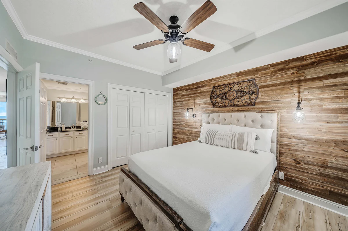 Bedroom 1 image 1