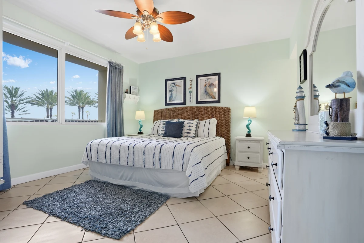 Condo in Panama City Beach property photo 2