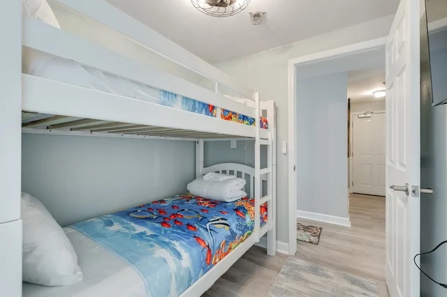 Bedroom 1 image 1