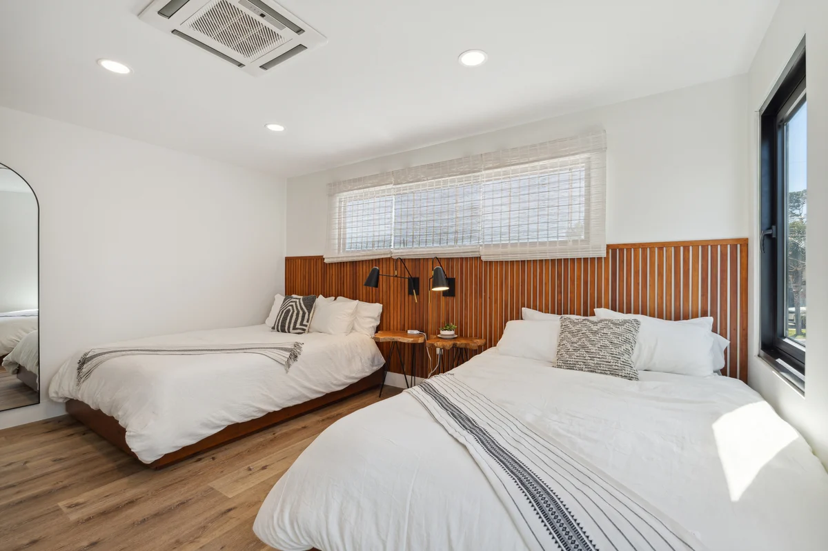 Bedroom 1 image 1