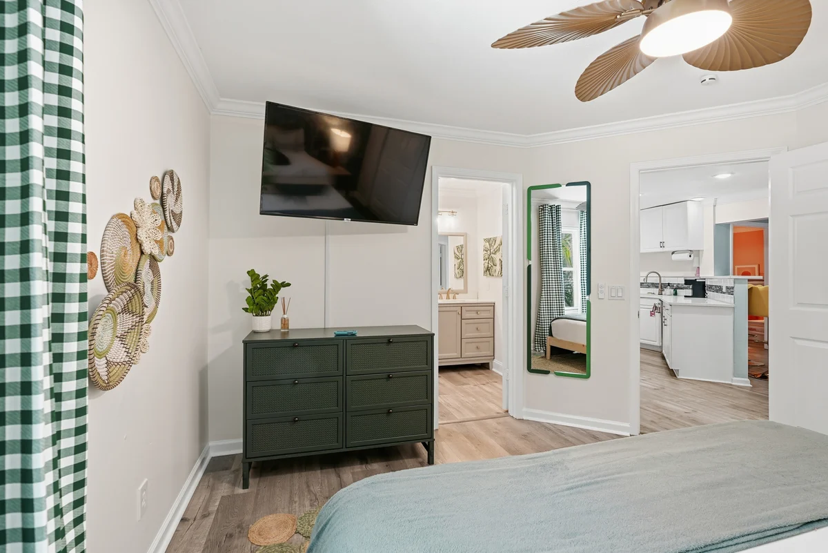 Bedroom 1 image 1
