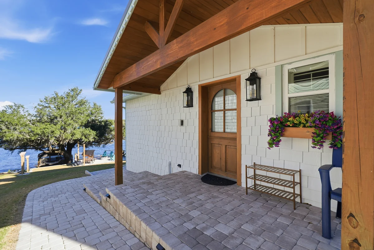 Home in Chipley property photo 5