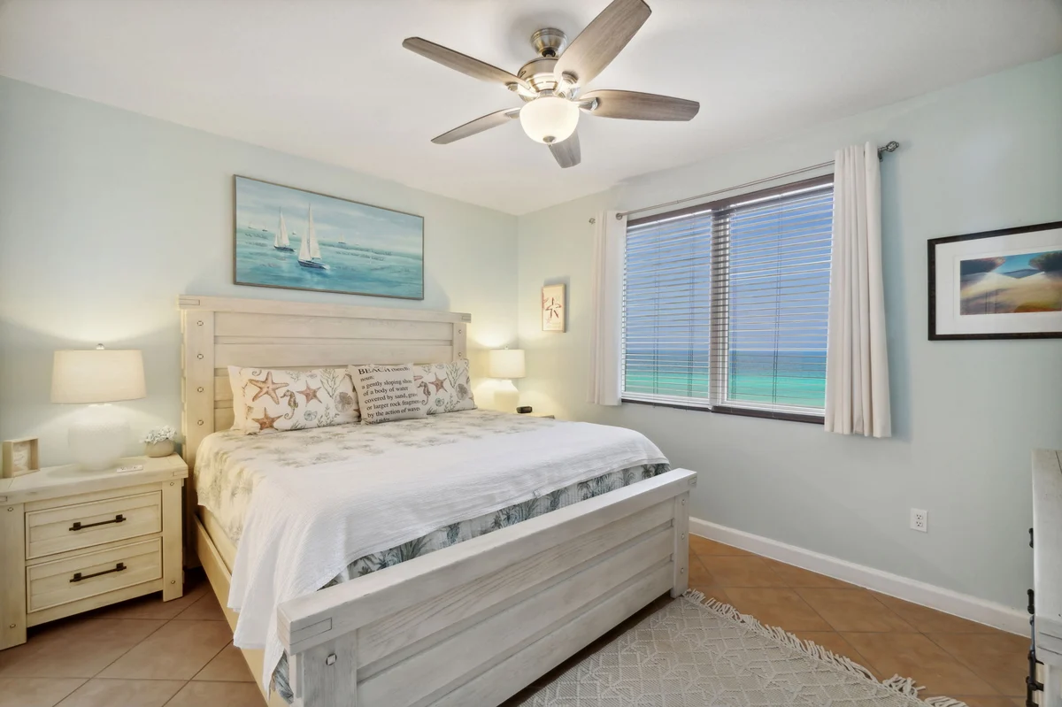 Bedroom 1 image 1