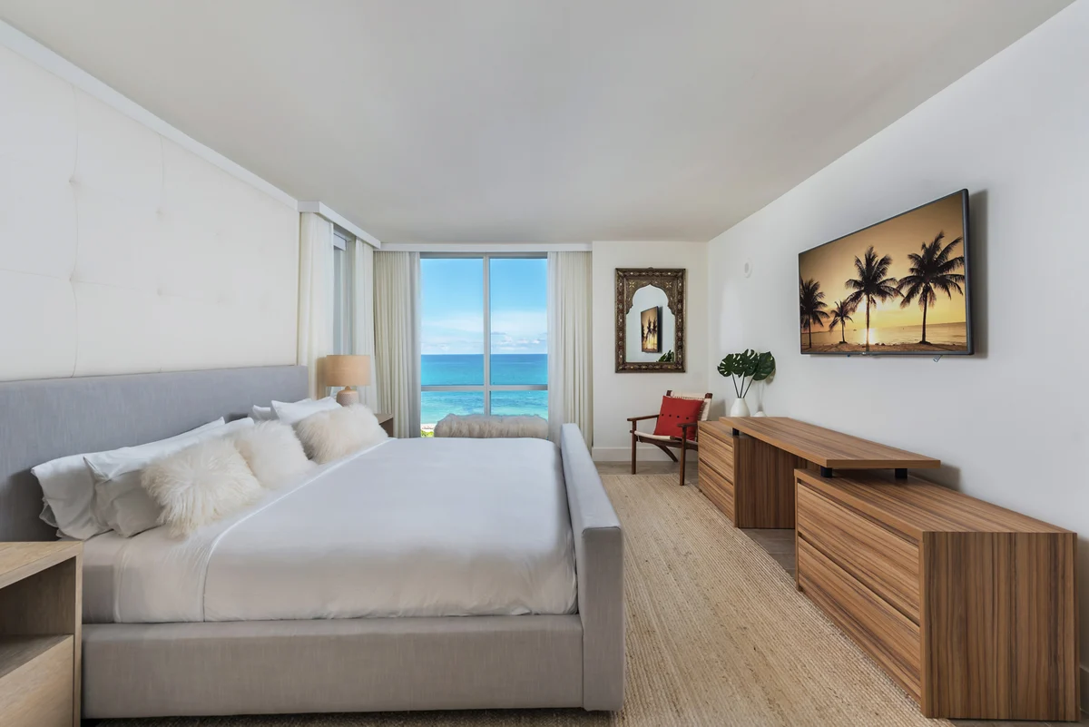 Condo in Miami Beach property photo 4
