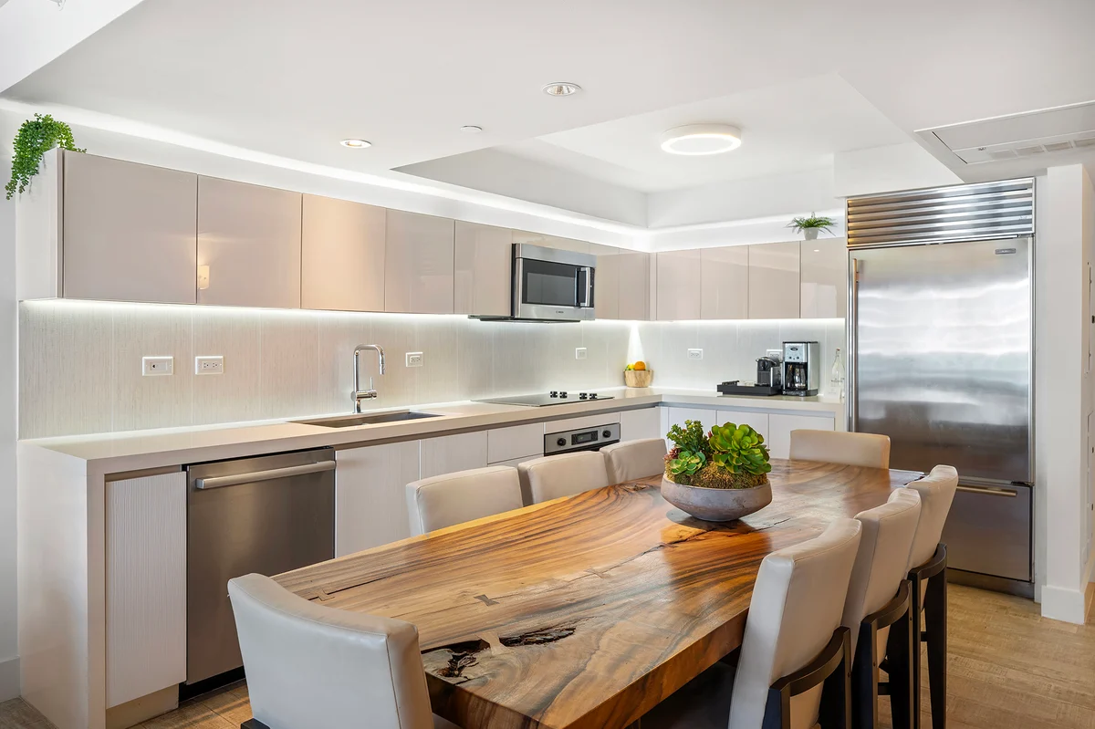 Kitchen image 1