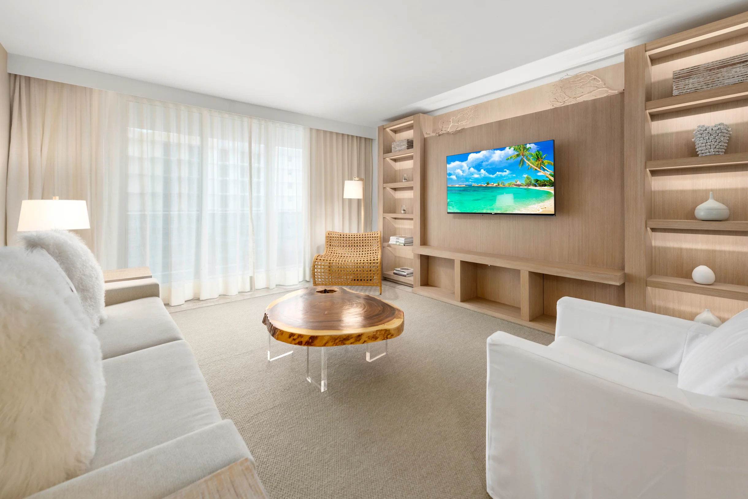 Condo in Miami Beach property photo 1