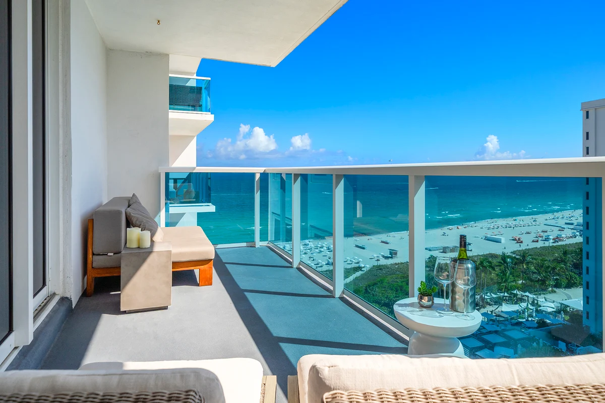 Condo in Miami Beach property photo 5