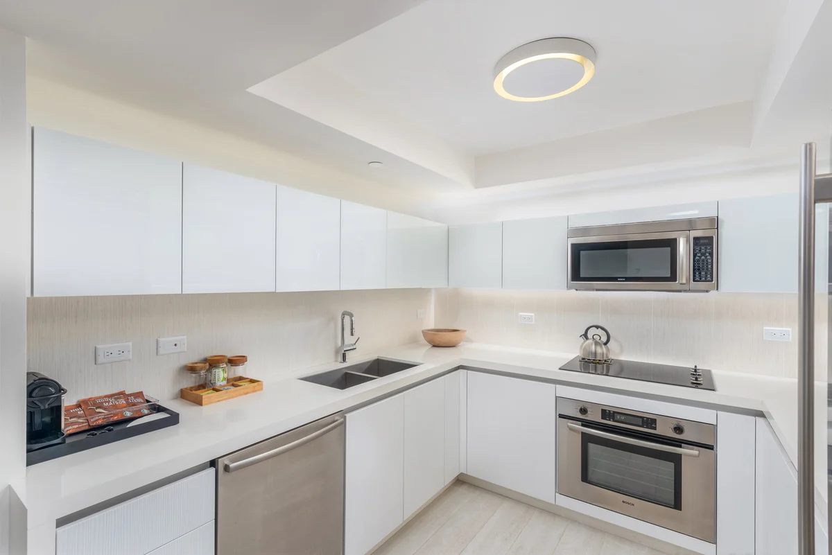 Kitchen image 1