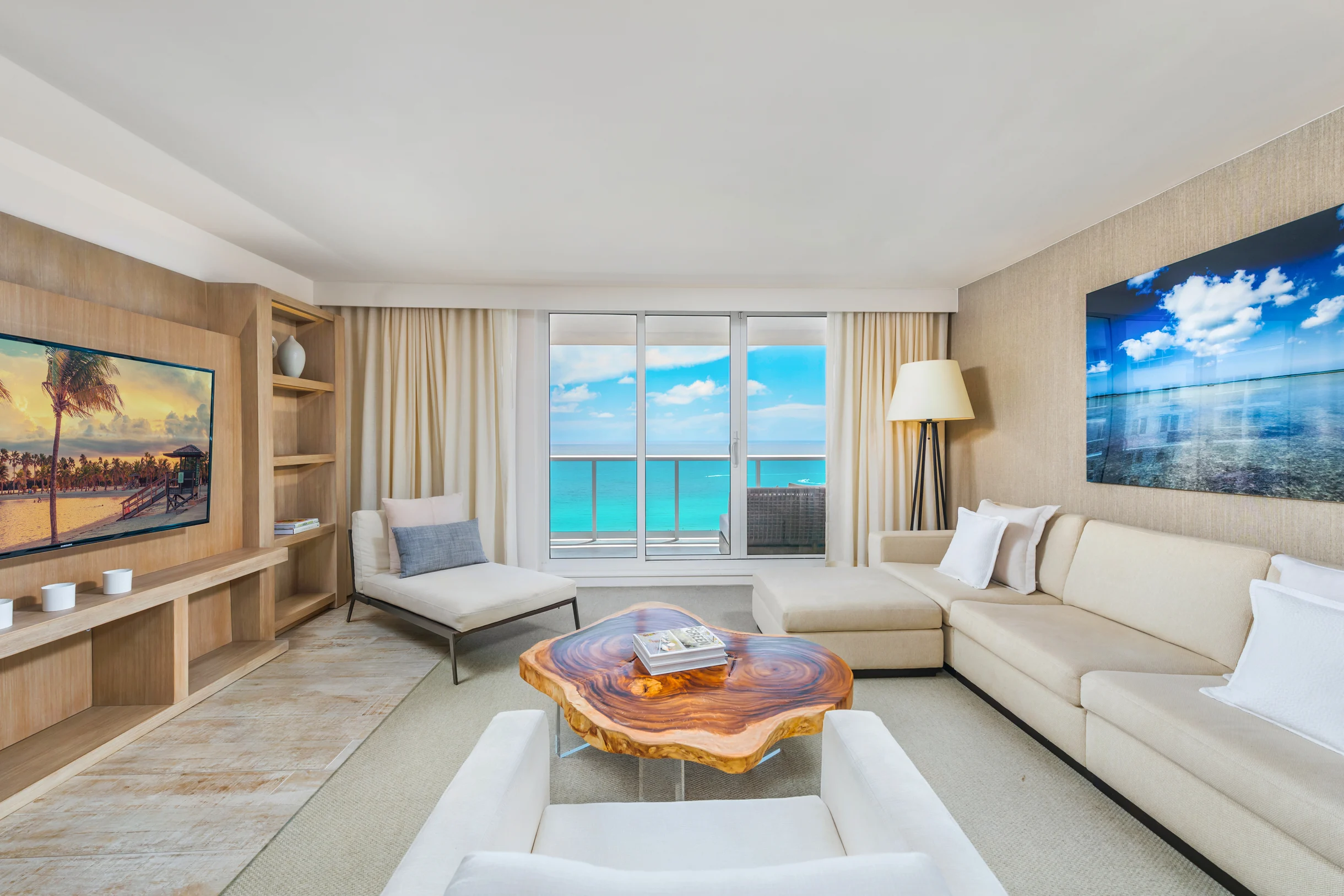 Condo in Miami Beach property photo 1