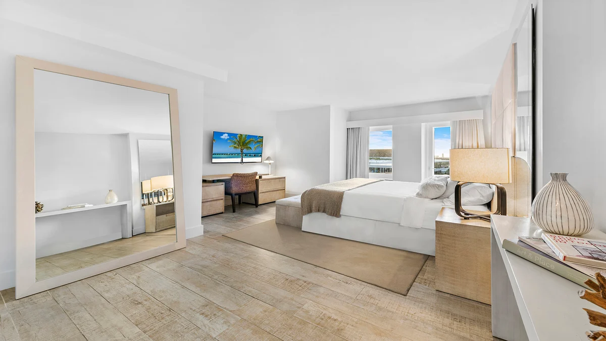 Condo in Miami Beach property photo 5