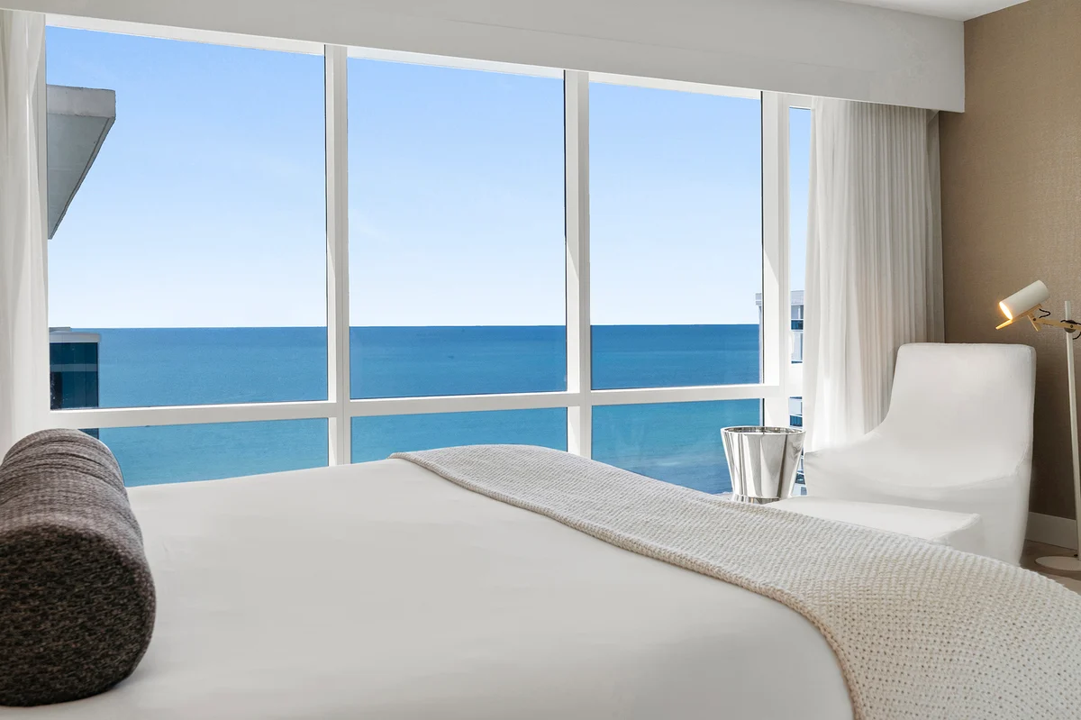Condo in Miami Beach property photo 4
