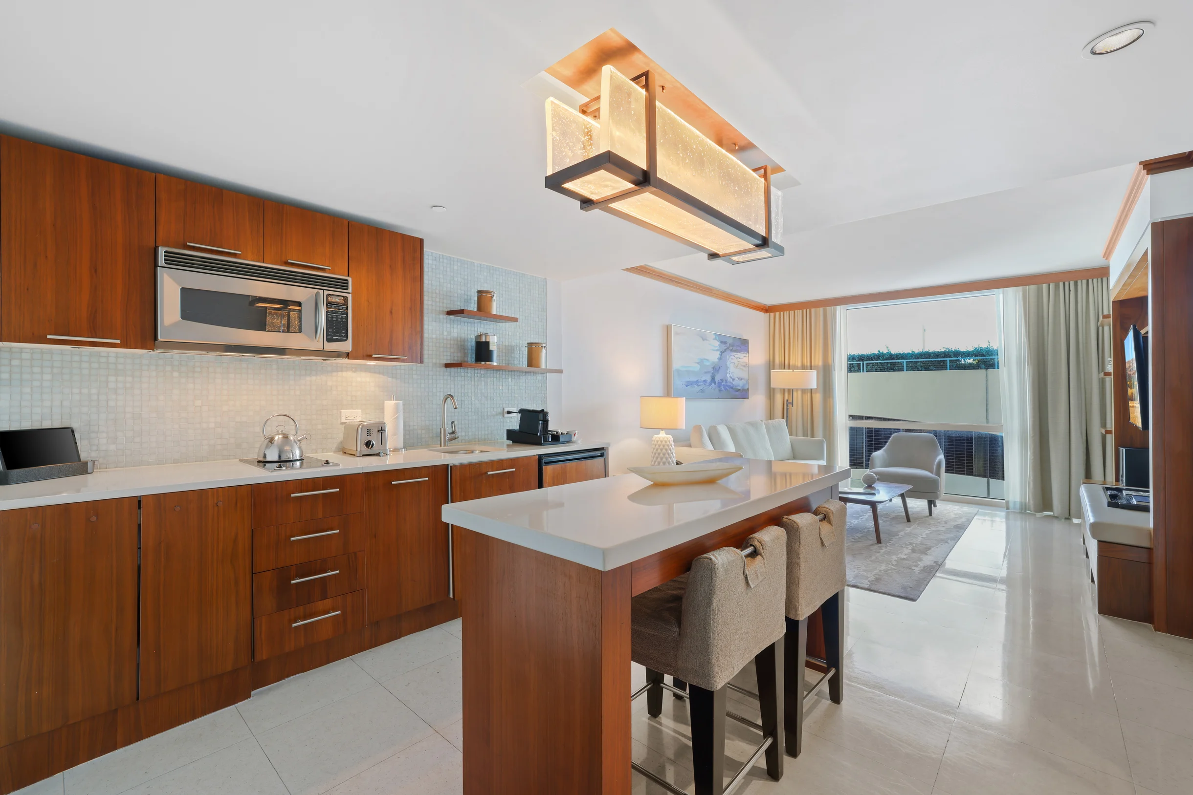 Condo in Miami Beach property photo 2