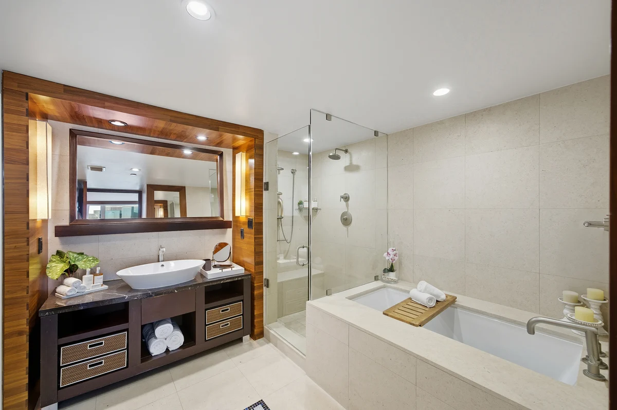 Condo in Miami Beach property photo 5