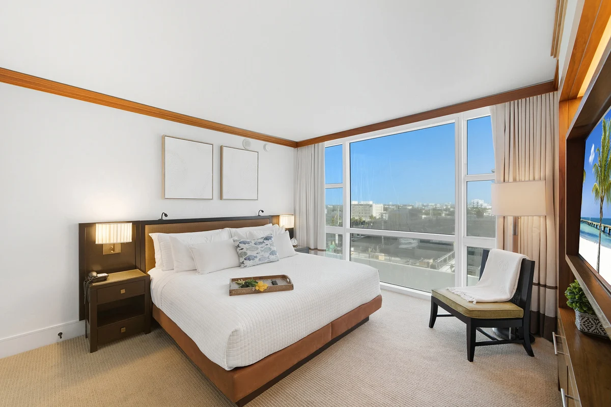 Condo in Miami Beach property photo 2