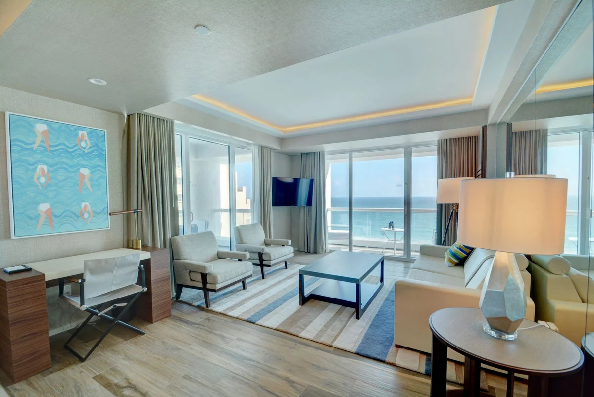 Condo in Fort Lauderdale property photo 2