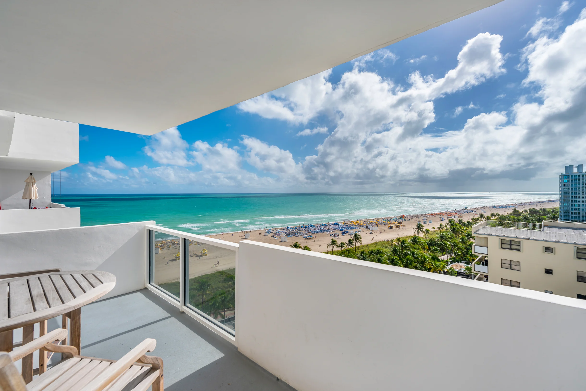 Condo in Miami Beach property photo 4