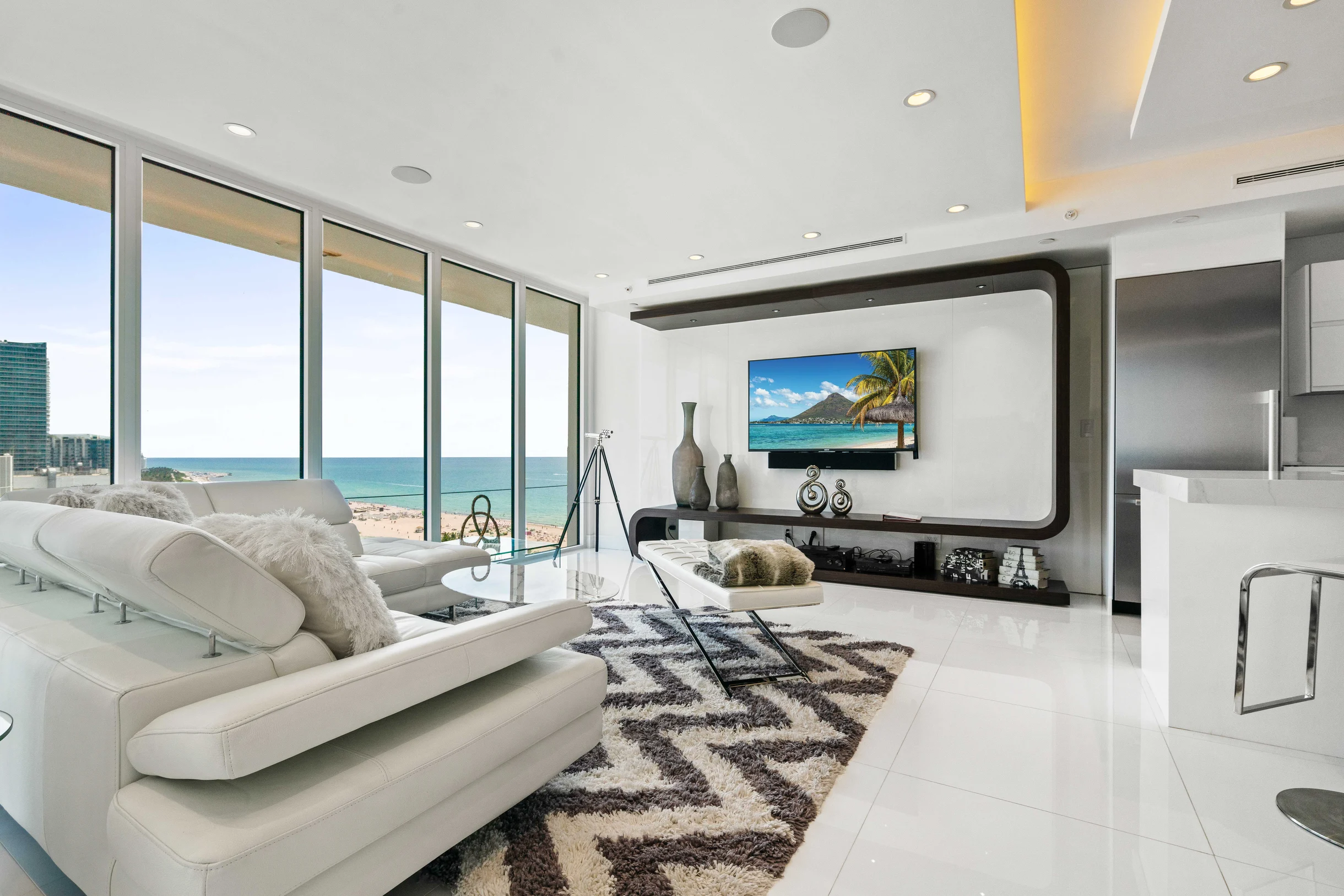 Home in Miami Beach property photo 1