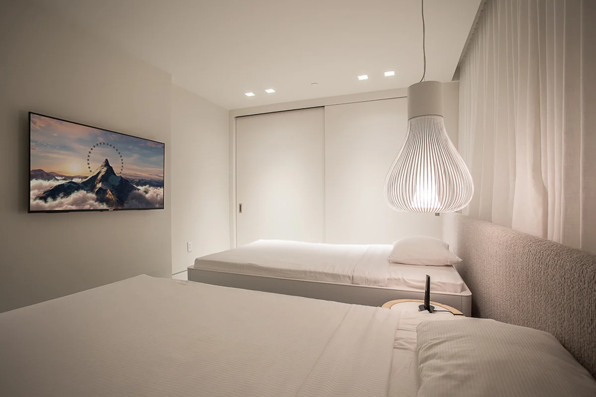 Condo in Miami Beach property photo 5