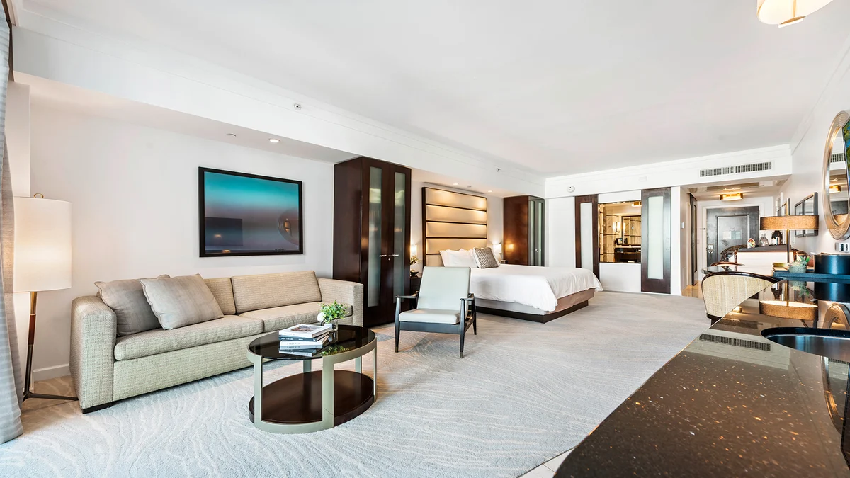 Condo in Miami Beach property photo 2