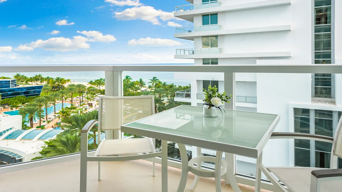 Condo in Miami Beach property photo 5