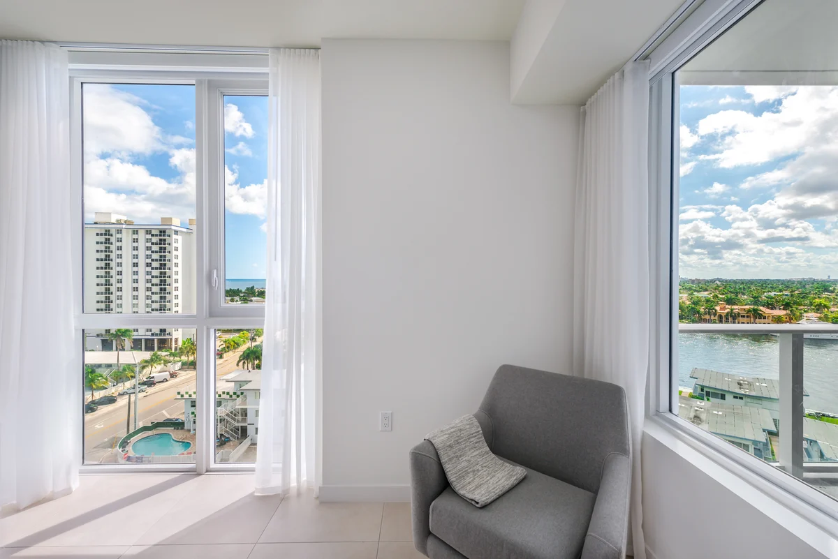 Condo in Fort Lauderdale property photo 4