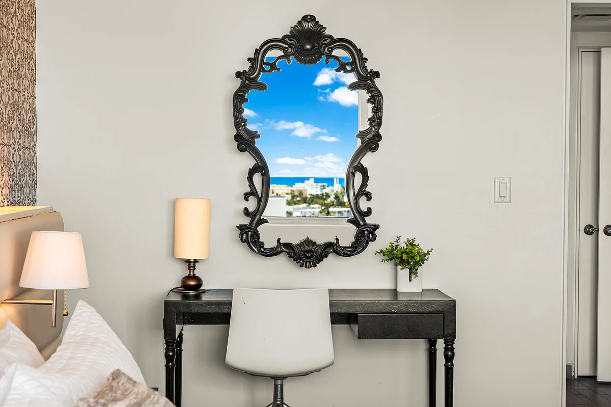 Bedroom 1 image 1