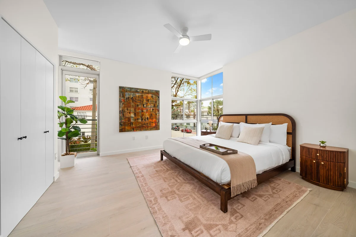 Home in Miami Beach property photo 3