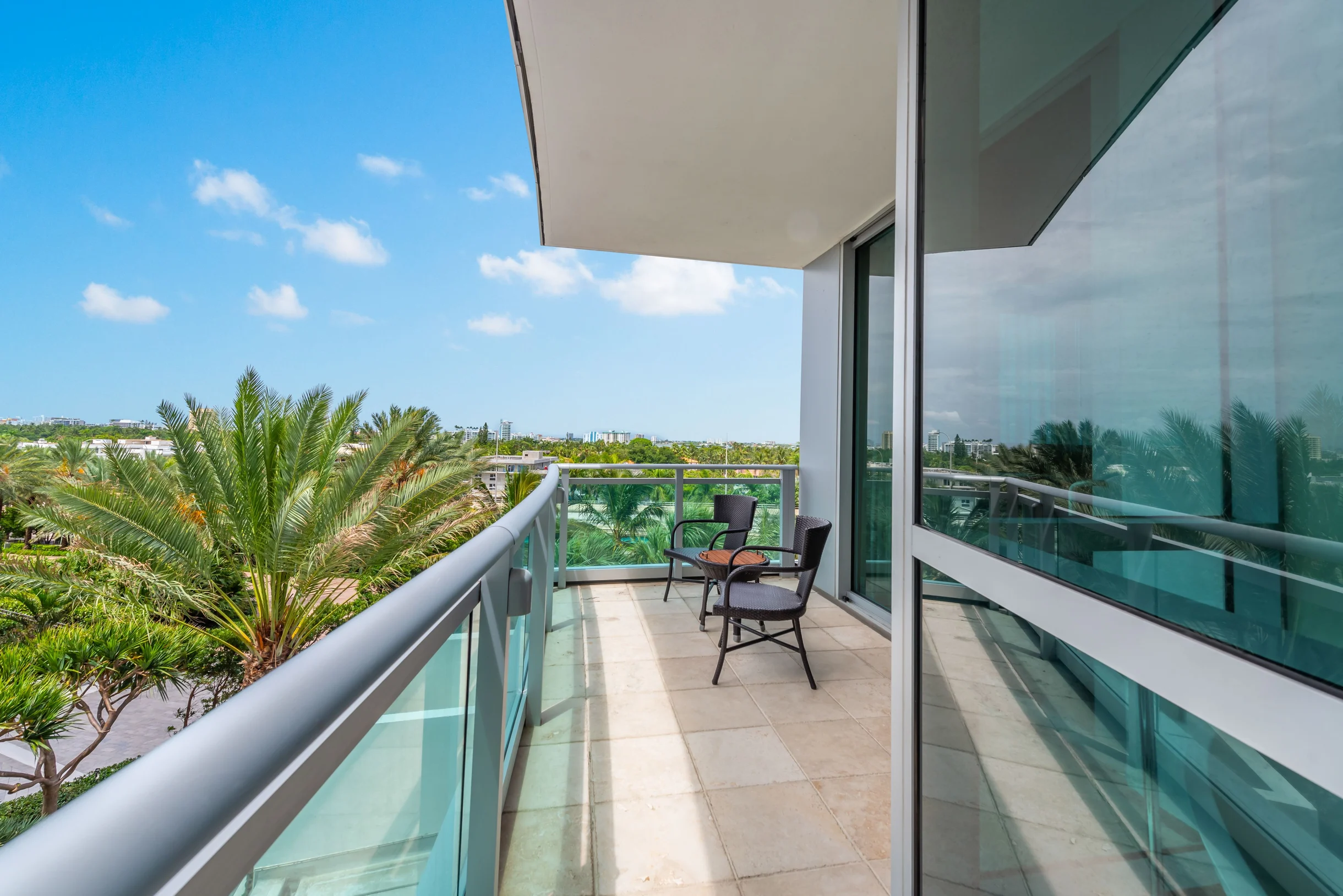 Condo in Bal Harbour property photo 4