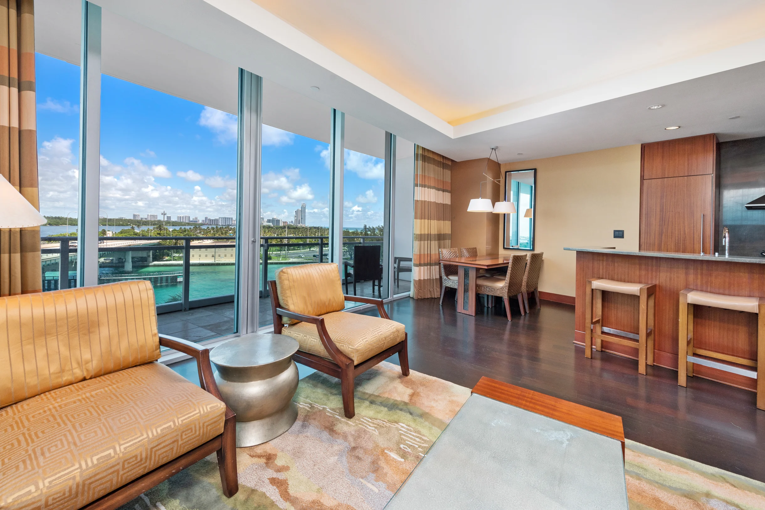 Condo in Bal Harbour property photo 2