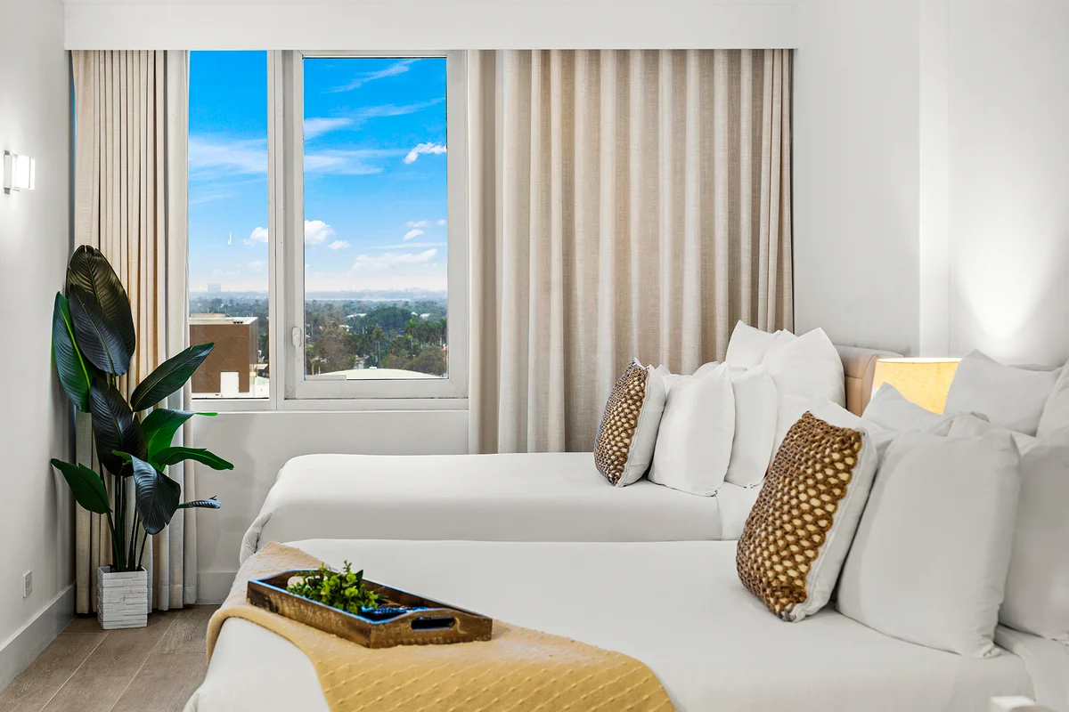 Condo in Miami Beach property photo 5