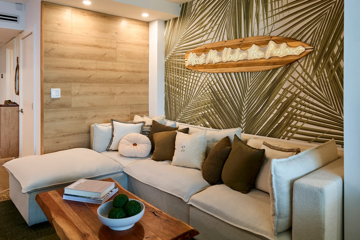 Condo in Miami Beach property photo 4