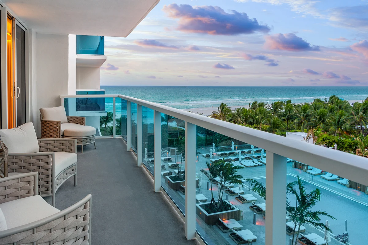 Condo in Miami Beach property photo 5