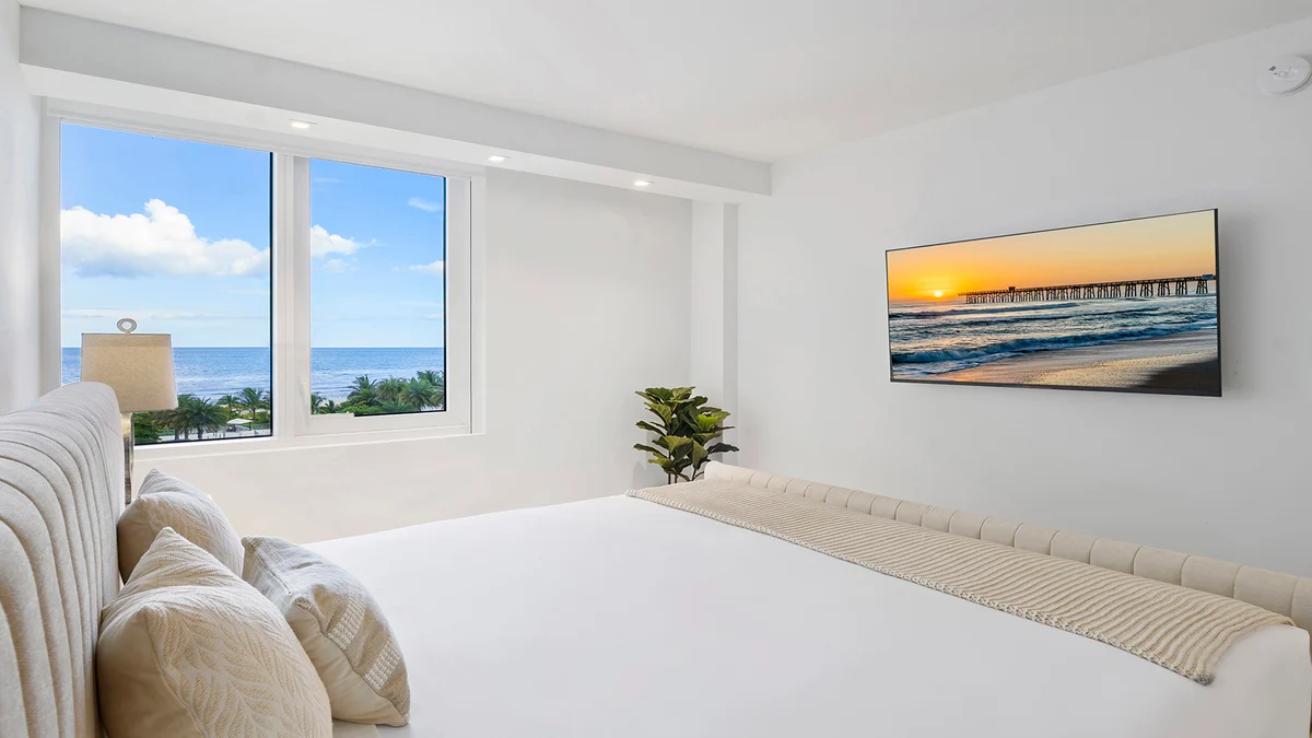 Bedroom 1 image 1