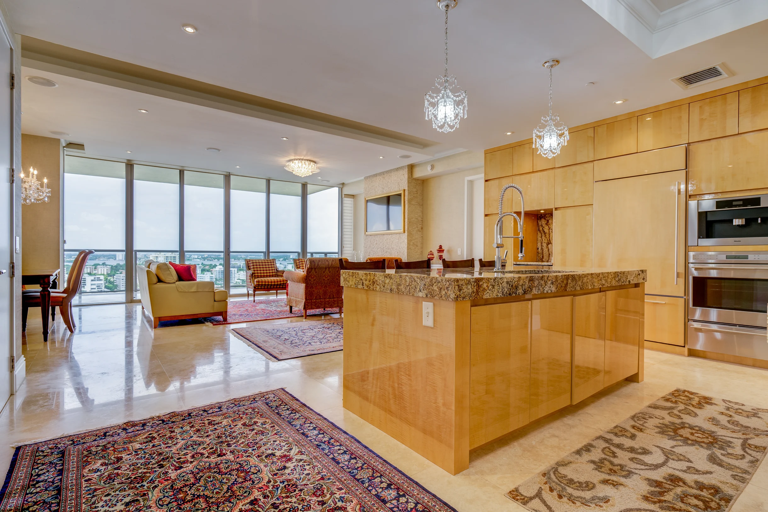 Condo in Bal Harbour property photo 1