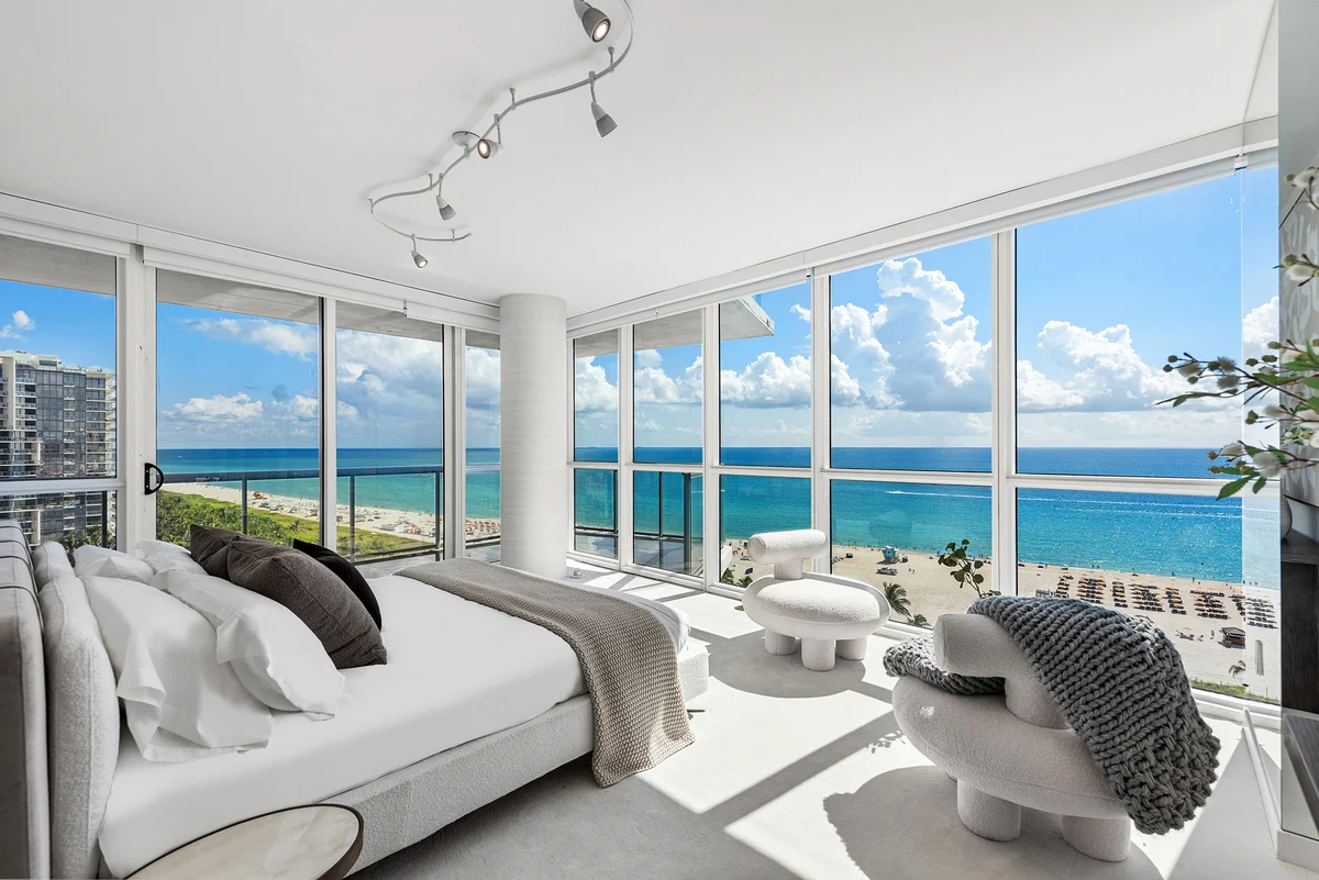 Condo in Miami Beach property photo 5