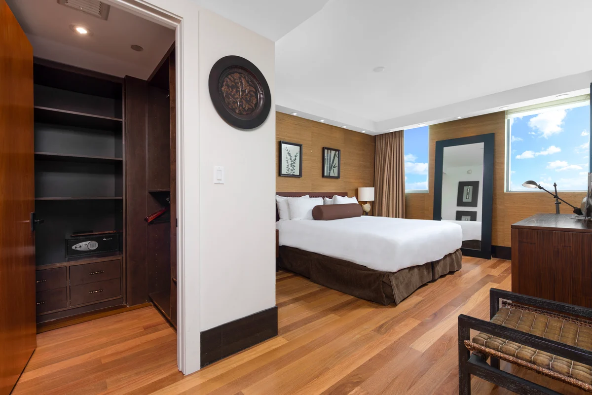 Bedroom 1 image 1