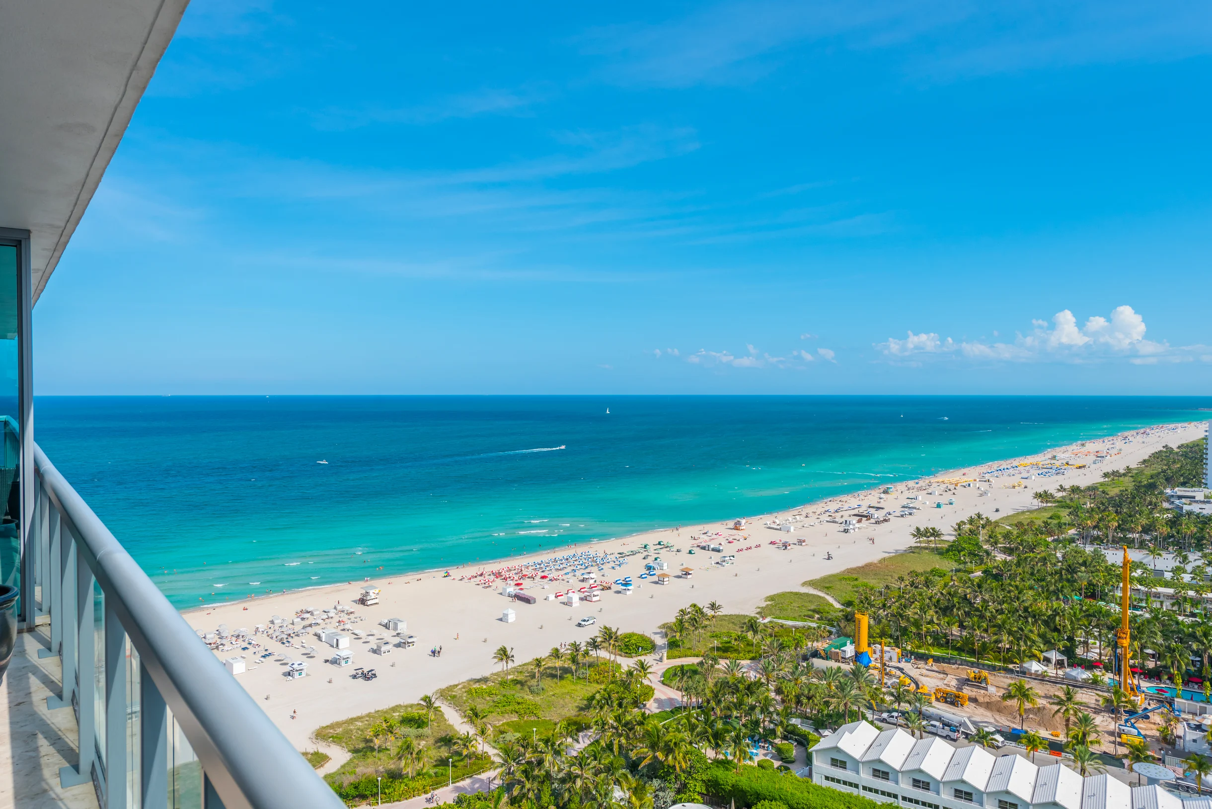 Condo in Miami Beach property photo 5