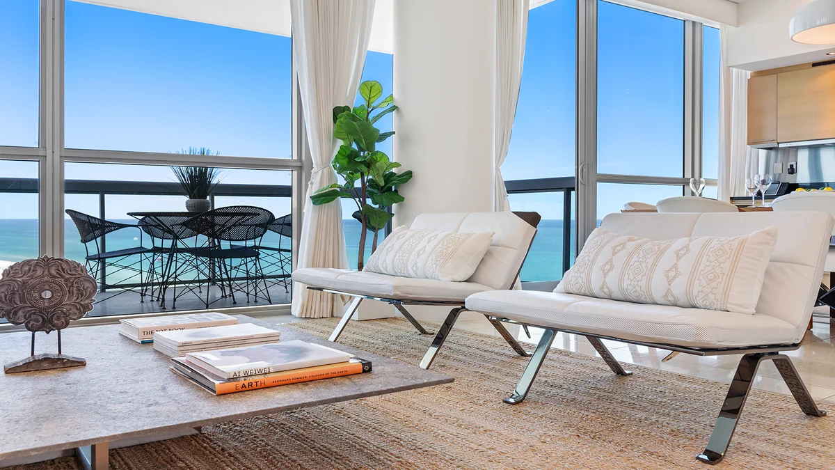 Home in Miami Beach property photo 4