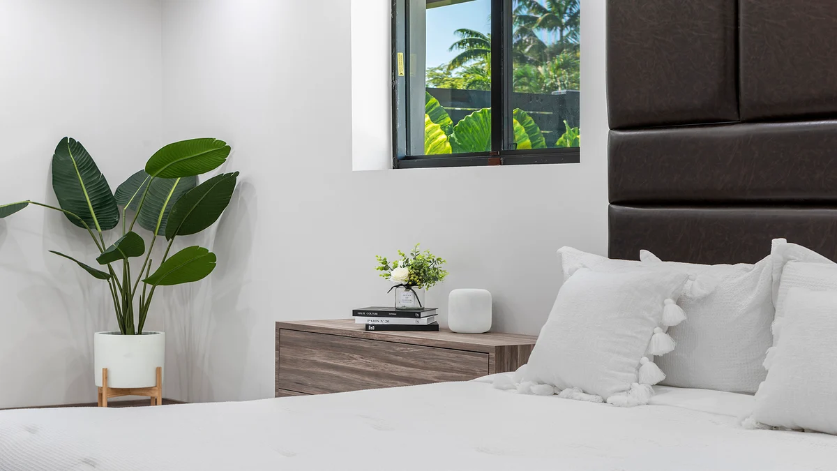 Bedroom 3 image 1