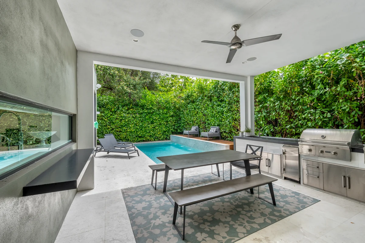 Property in Miami property photo 4