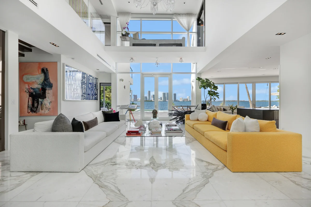 Property in Miami Beach property photo 2