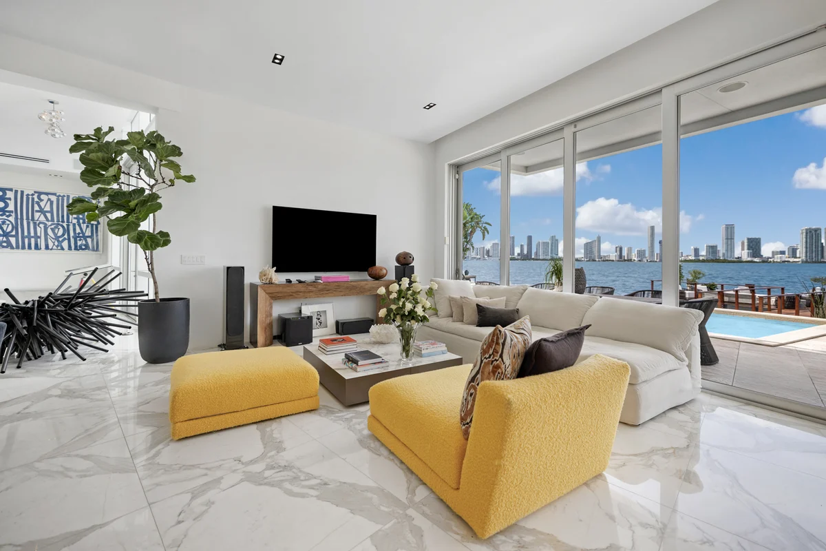Property in Miami Beach property photo 3