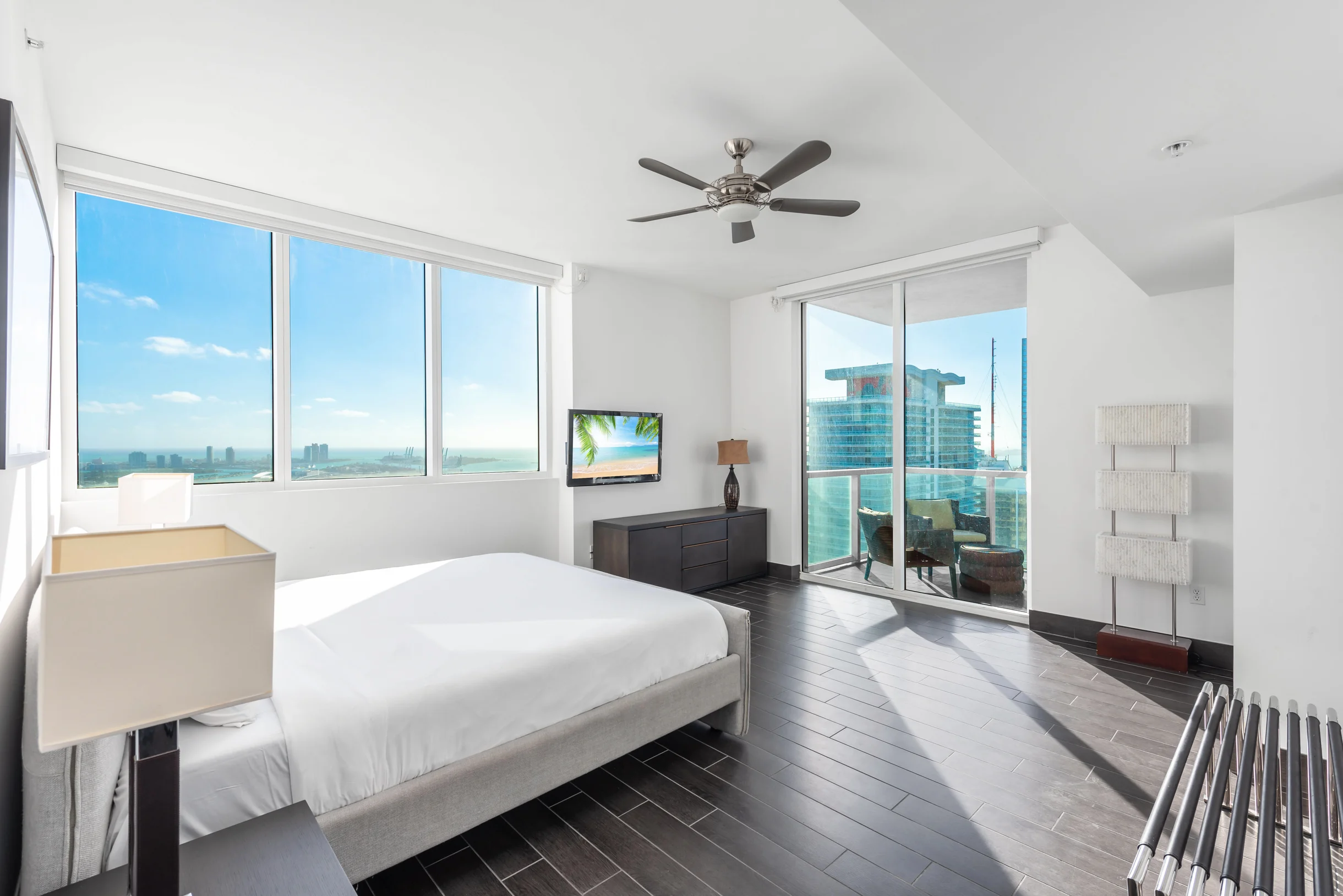 Condo in Miami property photo 1