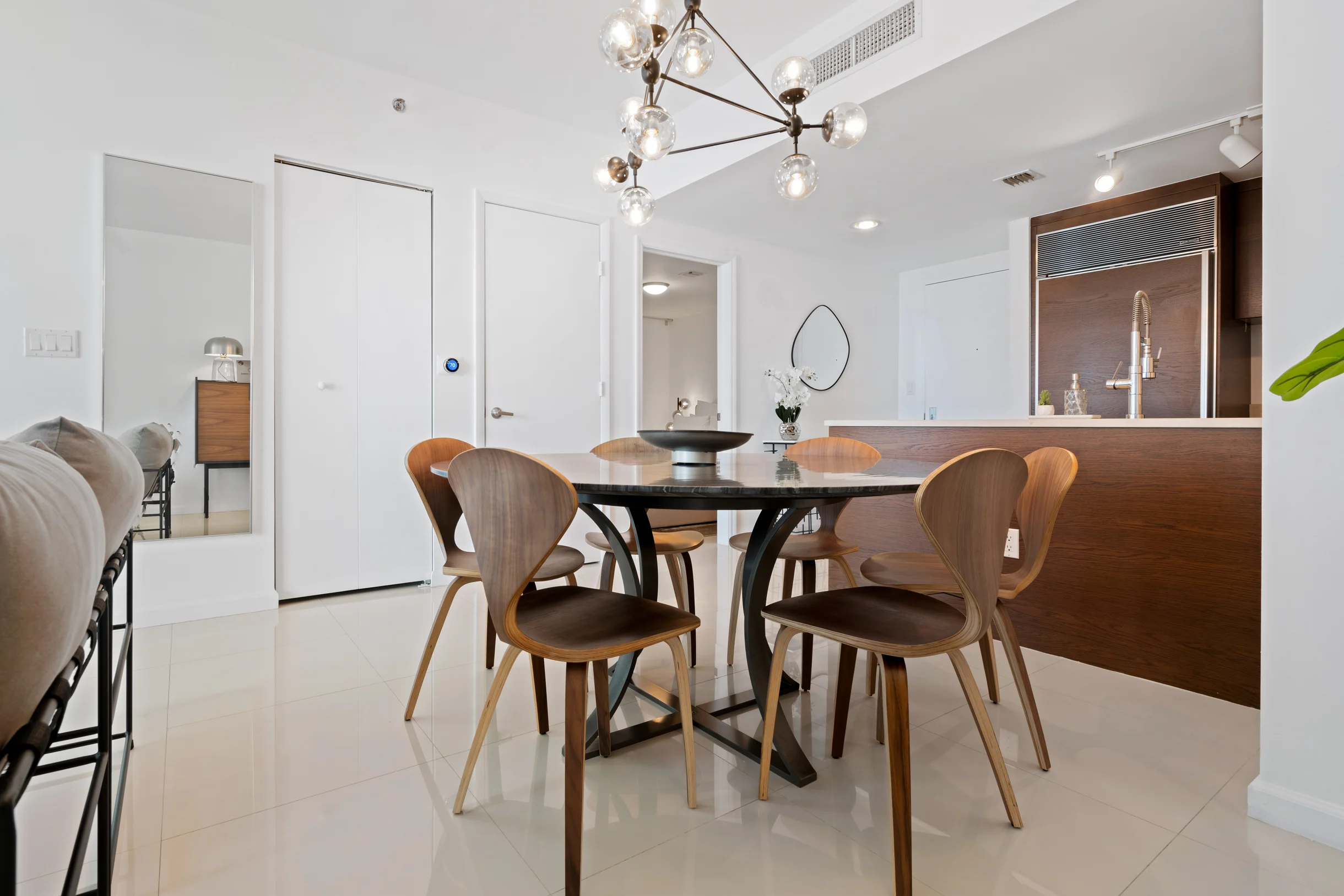 Condo in Miami property photo 5